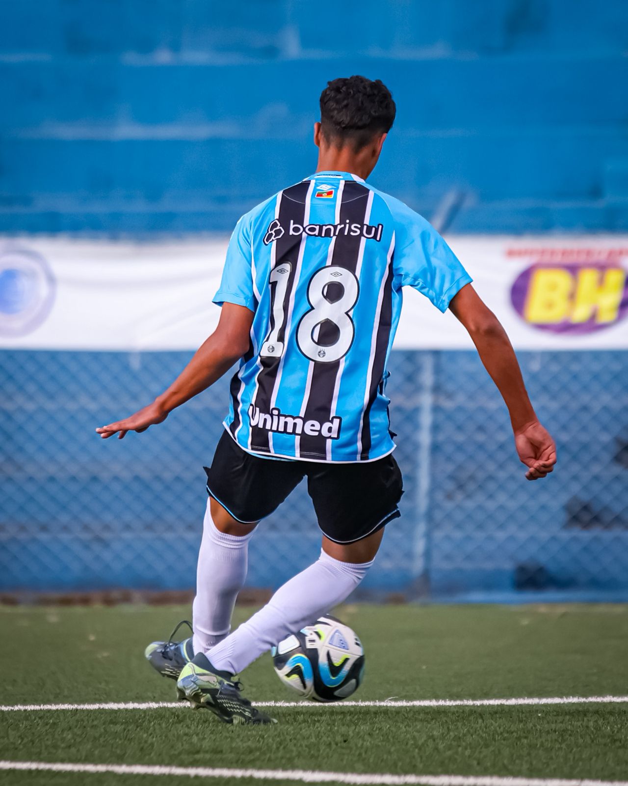 5ed868a8-548f-4a2c-a88e-e66d815d4156.jpg